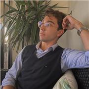 Profesor con experiencia en química, física, biología y matemáticas para dar apoyo presencial y online a alumnos de ESO, bachillerato y grado
